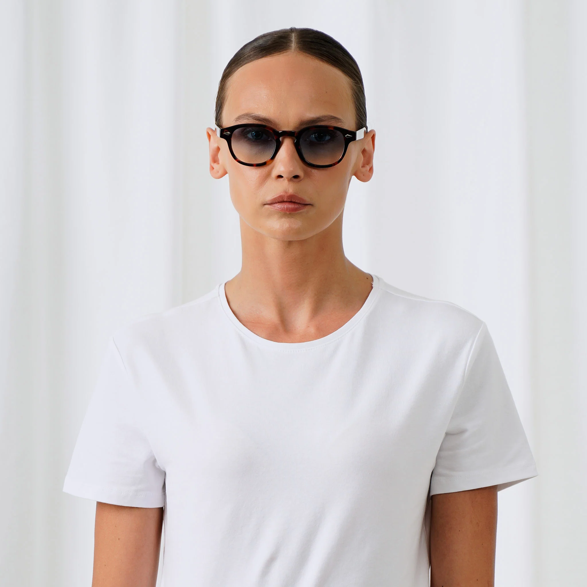 JOHNNY TORTOISE - Image 4